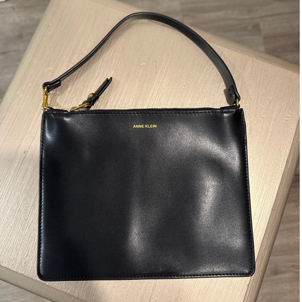 Anne Klein Wristlet Black & Gold